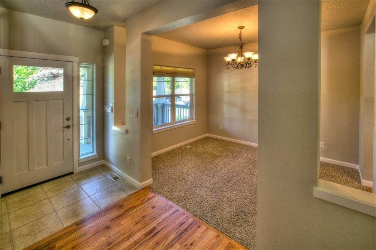 24979 E Ludlow Ave - Photo 3