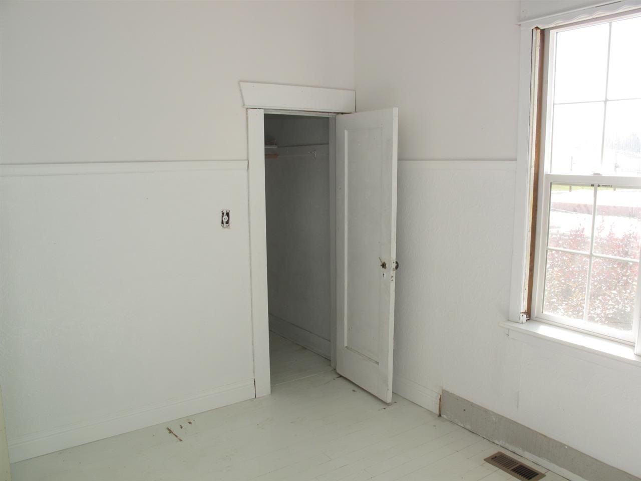 220 S Lake St - Photo 13
