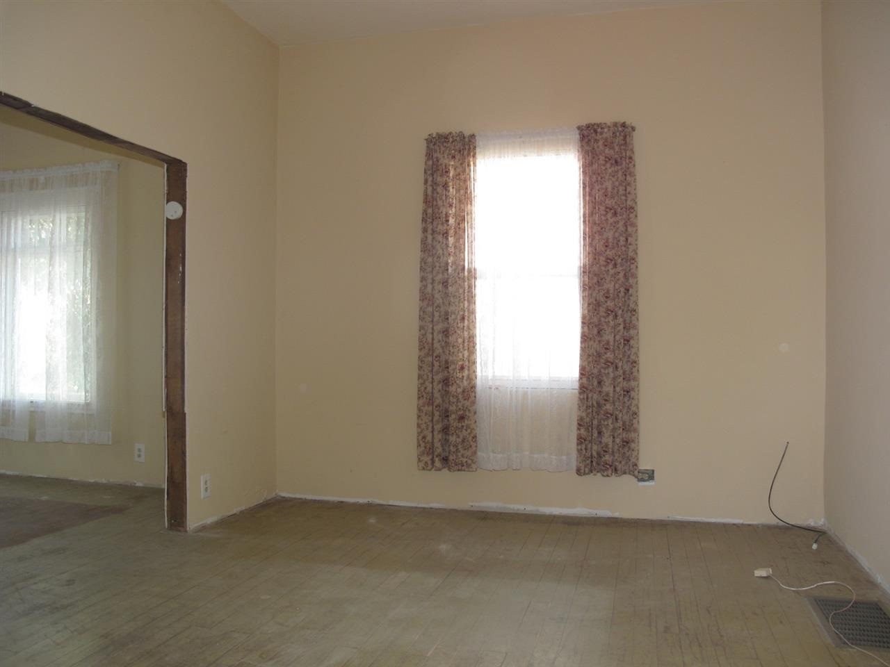 220 S Lake St - Photo 6