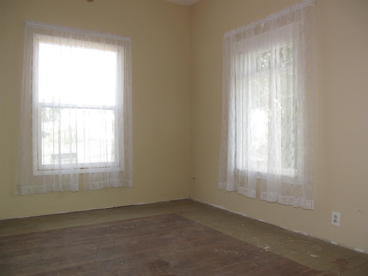 220 S Lake St - Photo 9