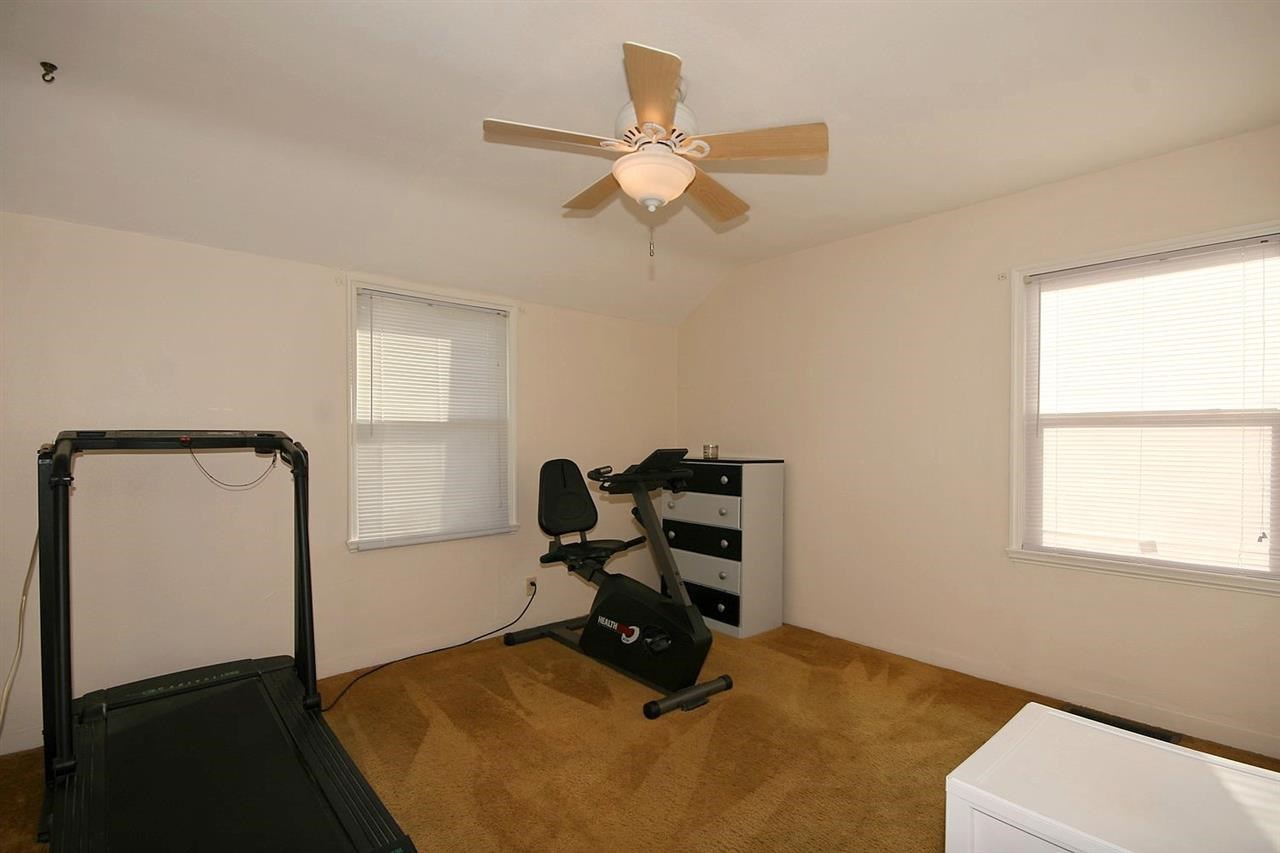9907 N Andrew St - Photo 8