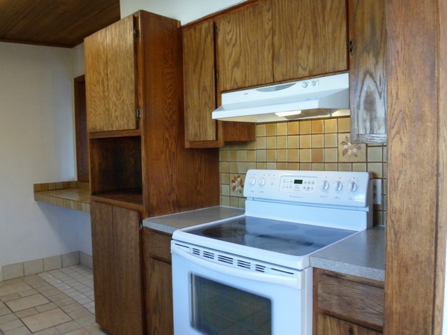 2010 N Center Rd - Photo 9