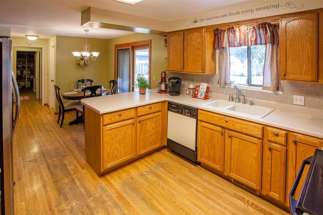1111 W 28TH Ave - Photo 8