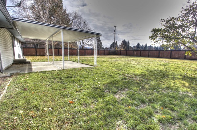 2304 E 61st Ave - Photo 15