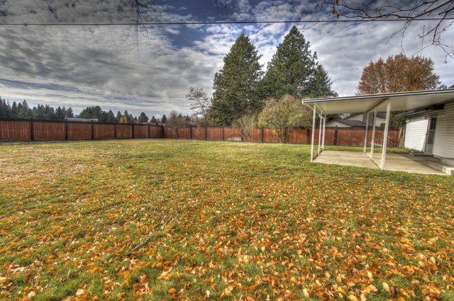 2304 E 61st Ave - Photo 17