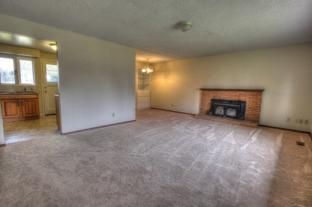 2304 E 61st Ave - Photo 4