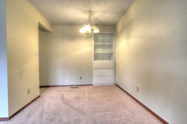 2304 E 61st Ave - Photo 7