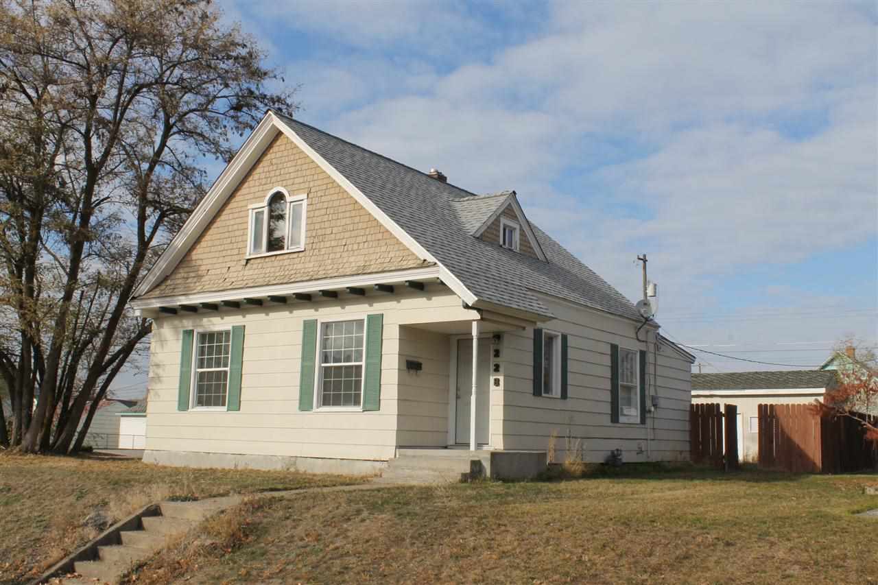228 W Shannon Ave - Photo 1
