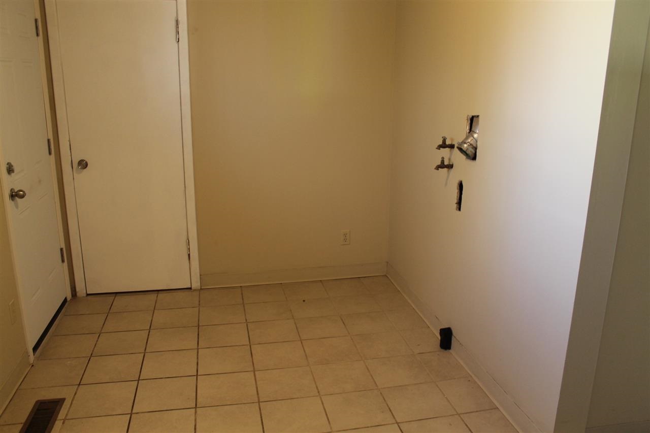 228 W Shannon Ave - Photo 11