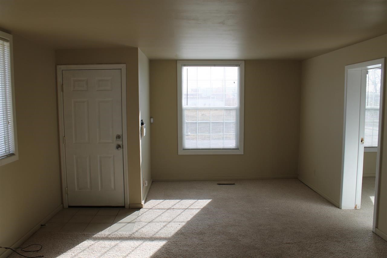 228 W Shannon Ave - Photo 5