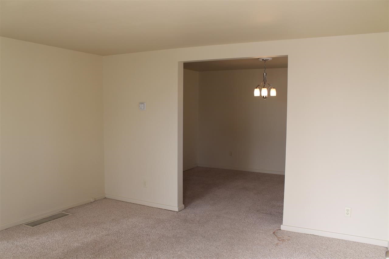 228 W Shannon Ave - Photo 7