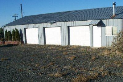 411 SW College Ave. - Photo 8