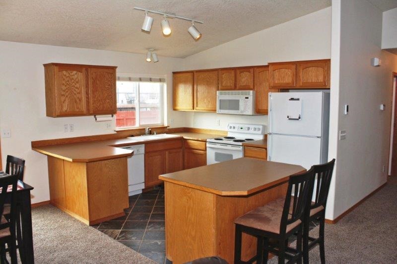 7822 S Strawberry St - Photo 4