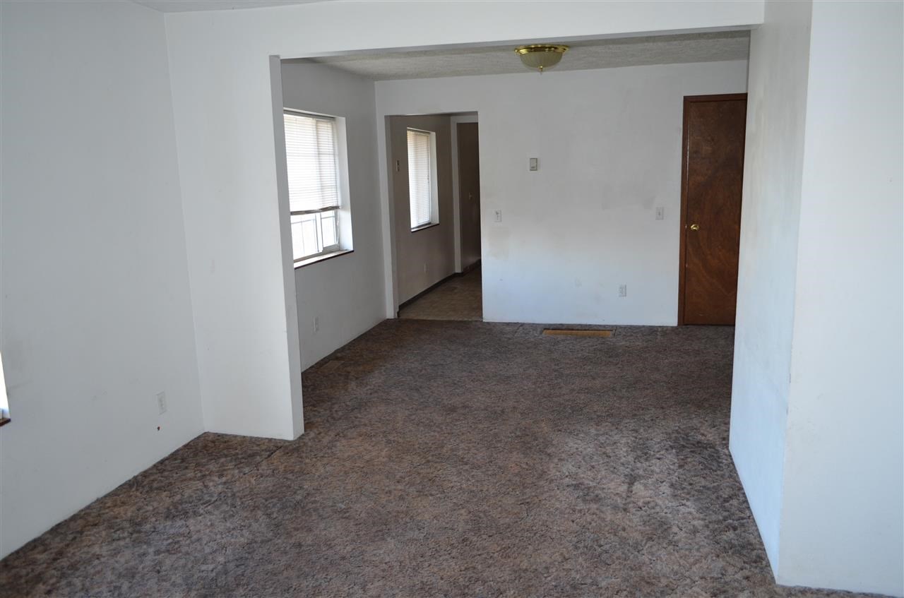 1318 E Rich Ave - Photo 4