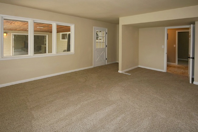 39 W 40th Ave - Photo 13