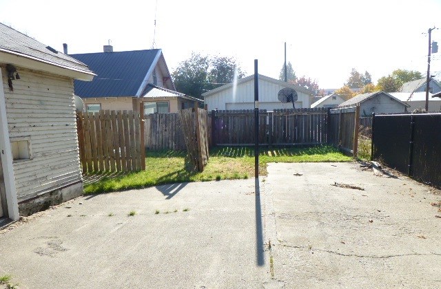 5423 N Regal St - Photo 8
