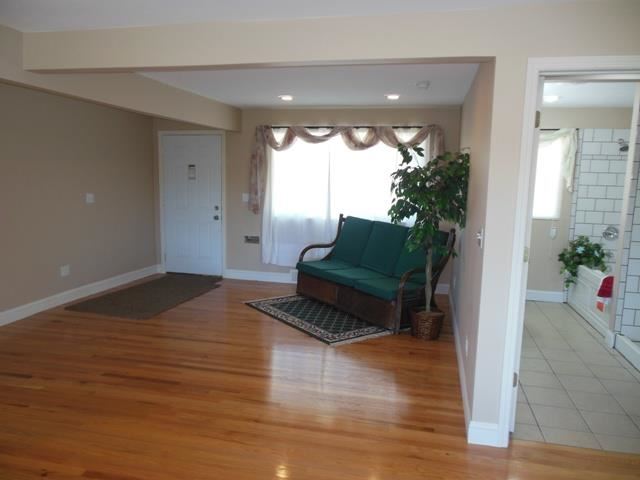 3414 E MONTGOMERY - Photo 6