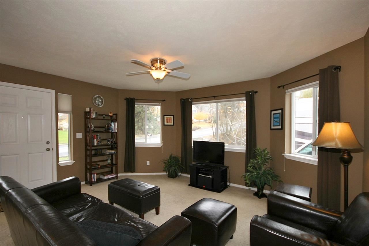 4825 E 14th Ave - Photo 3