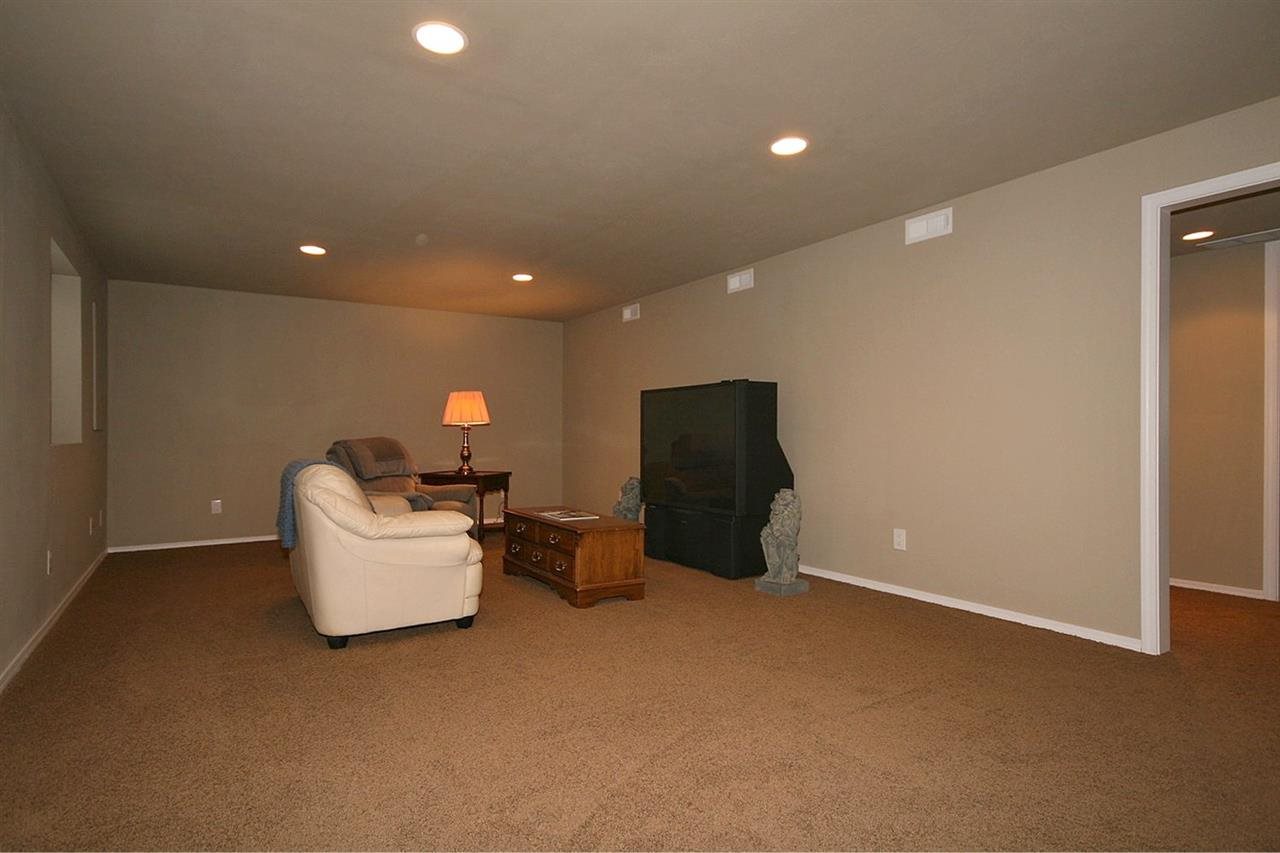 4517 E 34th Ln - Photo 13