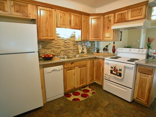 1310 W Grace Ave - Photo 6