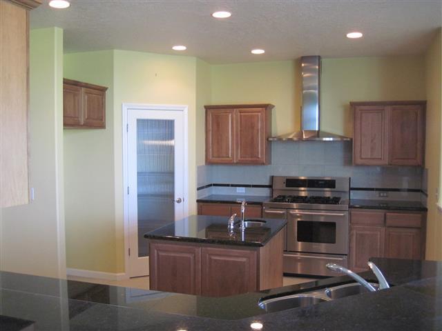 1105 N King James Ln - Photo 2