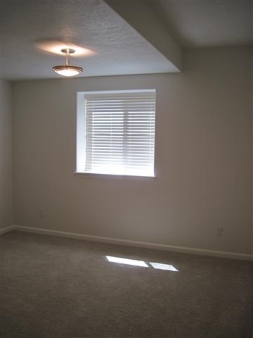 1105 N King James Ln - Photo 13