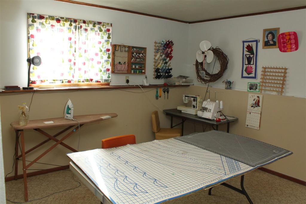 1212 W Rowan Ave - Photo 5