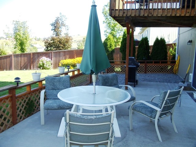 18405 E 11th Ave - Photo 13