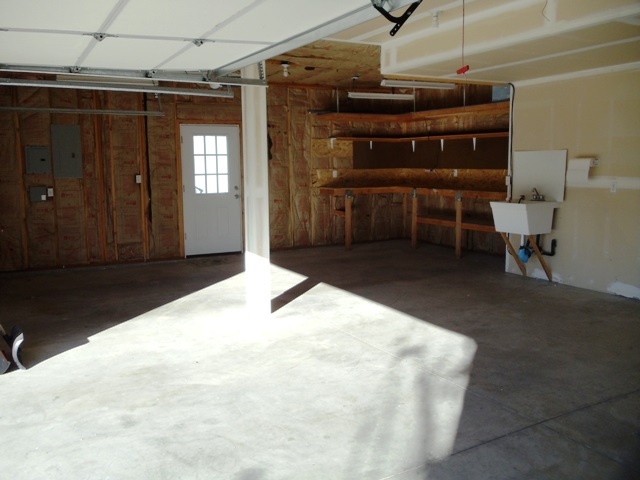 18405 E 11th Ave - Photo 14