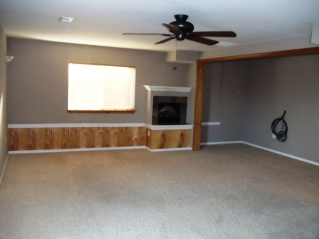 18405 E 11th Ave - Photo 9