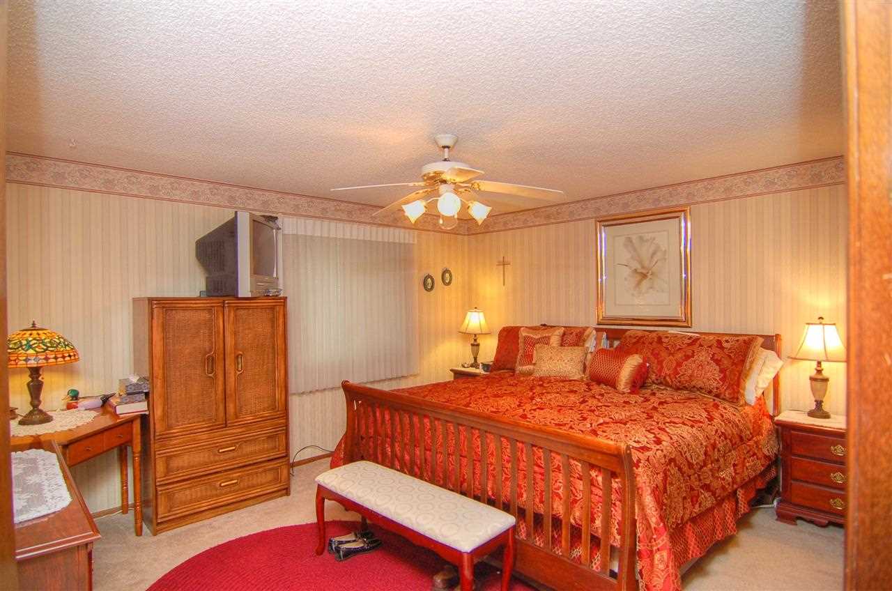 5232 W Navaho - Photo 10