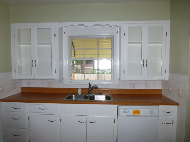 724 E Glass Ave - Photo 4