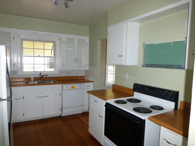 724 E Glass Ave - Photo 5