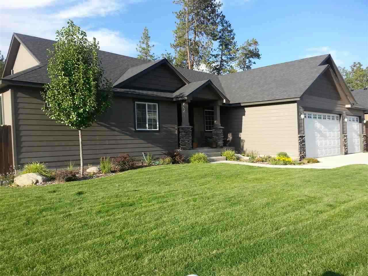 2723 E CLOVER PARK - Photo 1