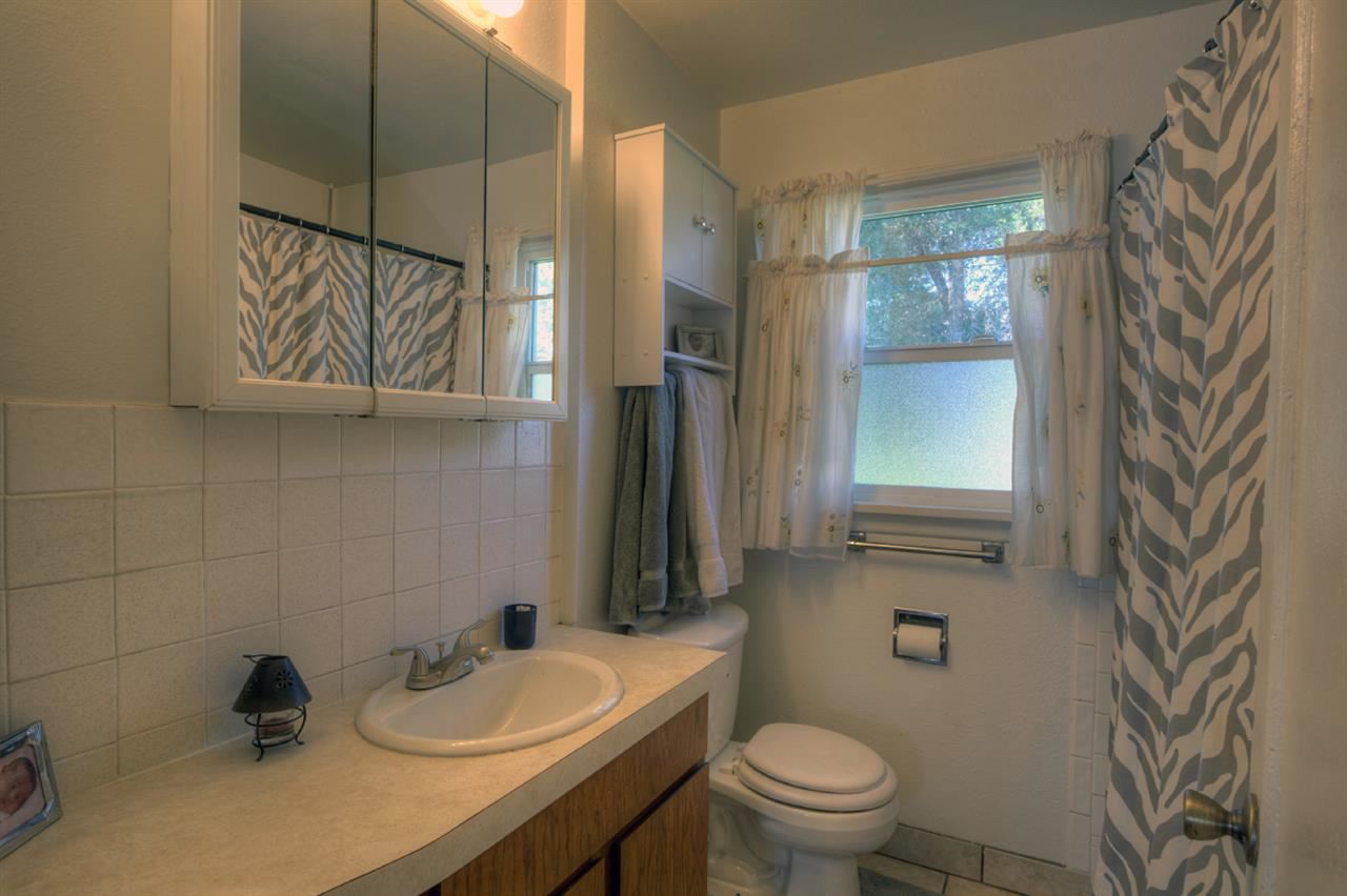 1423 N Vista Rd. - Photo 6