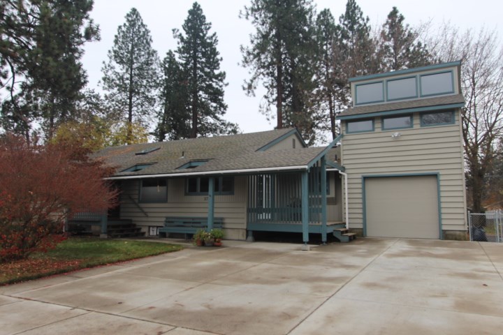 3733 W Broad Ave - Photo 1