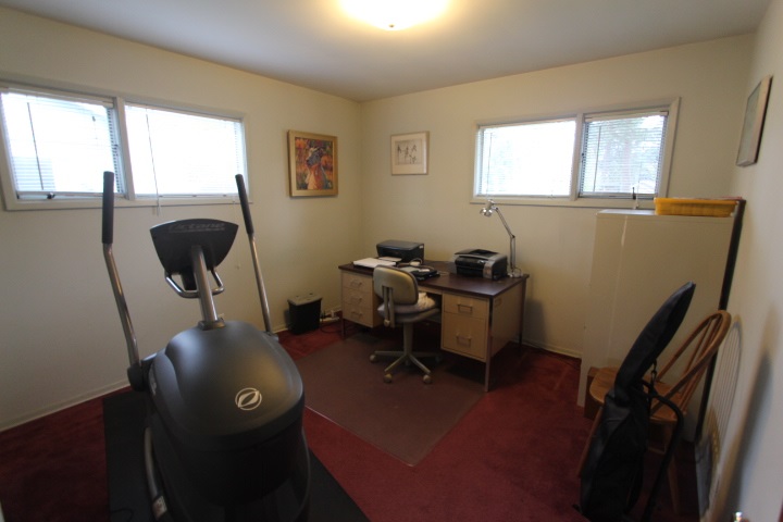 3733 W Broad Ave - Photo 12
