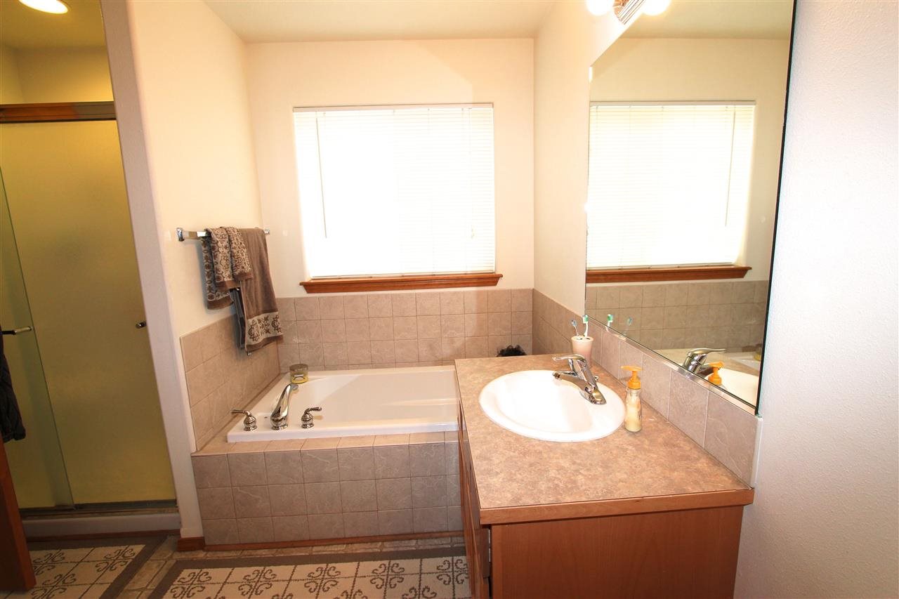 18709 E Augusta Ct - Photo 11