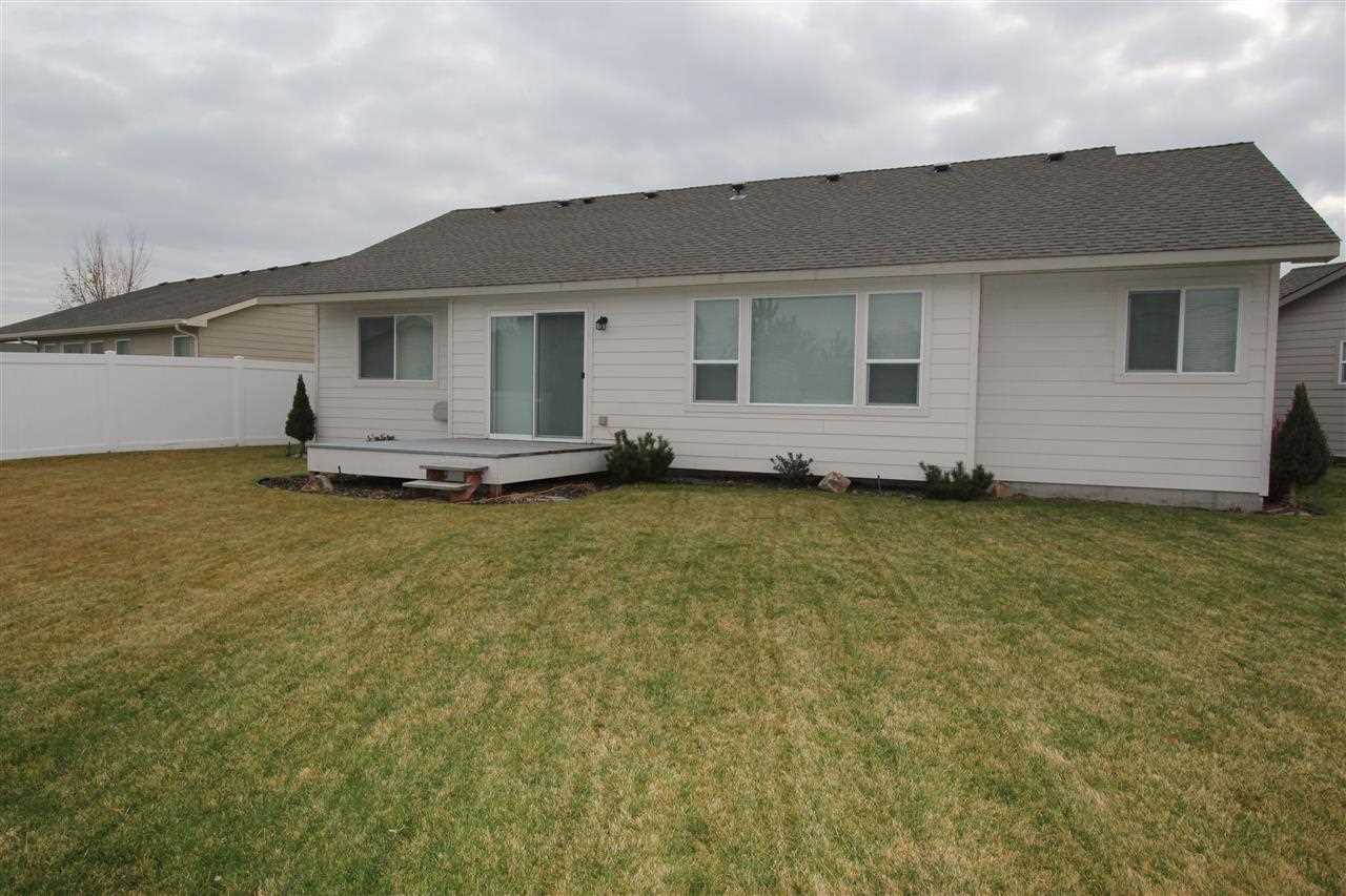 18709 E Augusta Ct - Photo 4