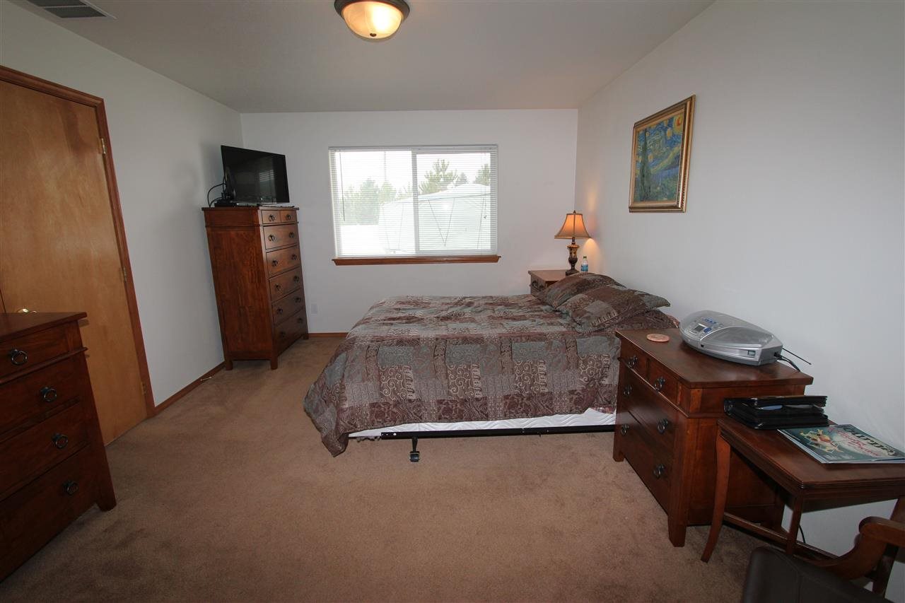18709 E Augusta Ct - Photo 10