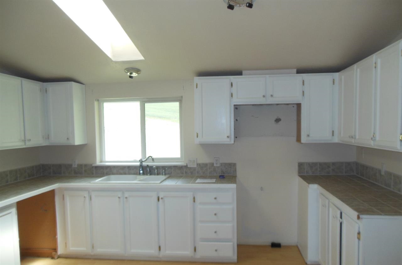 814 S Summit Ave - Photo 3