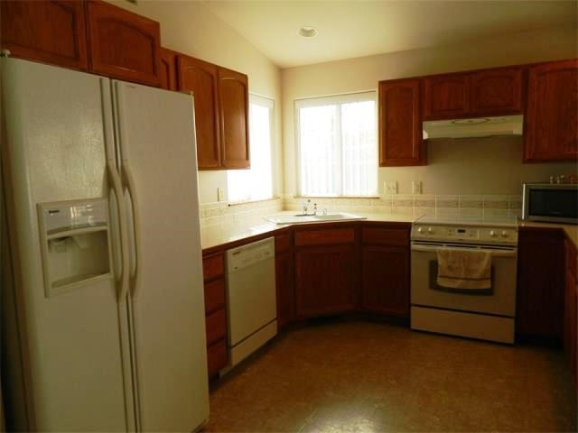 12919 E 3rd Ln - Photo 2