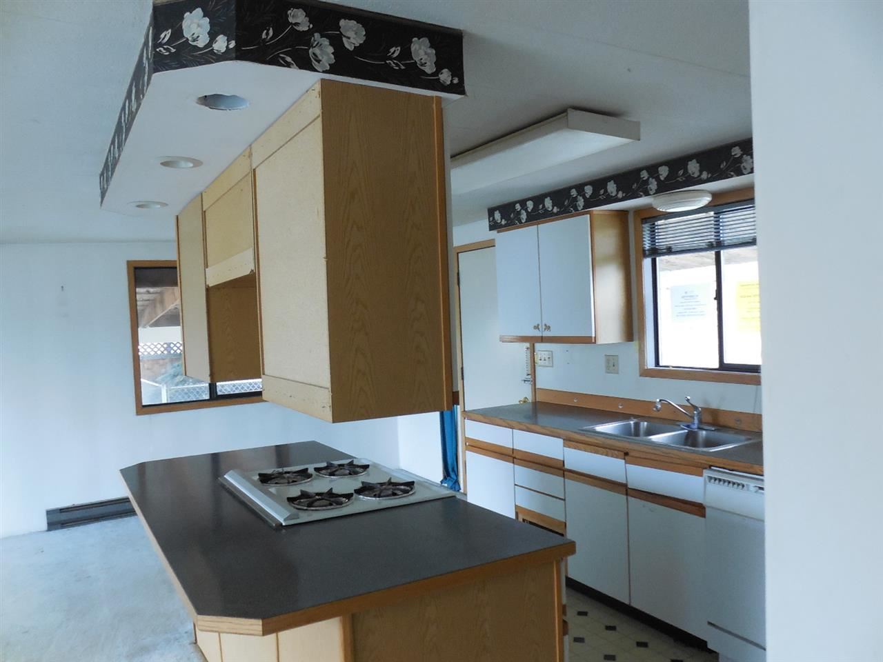 402 W Boone Ave - Photo 4