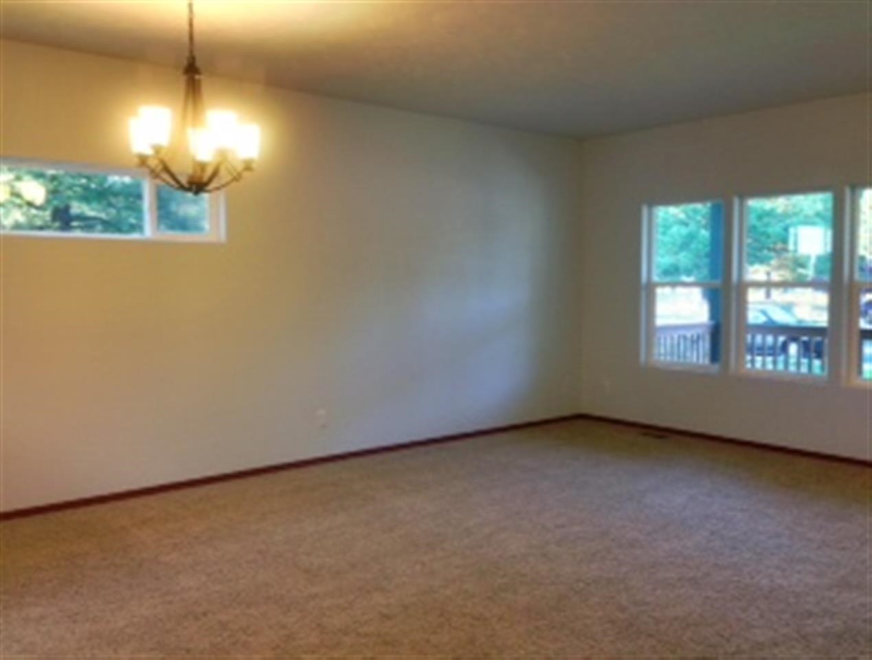 208 E F St - Photo 8