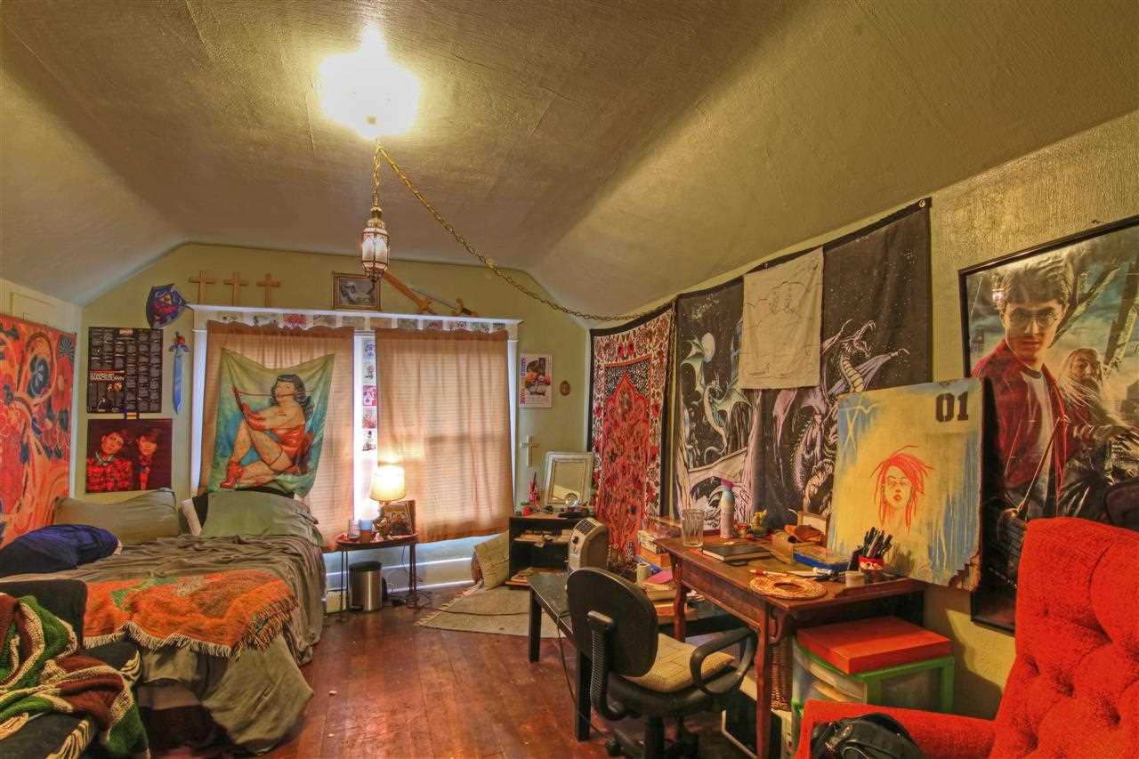 1024 W 11th - Photo 15
