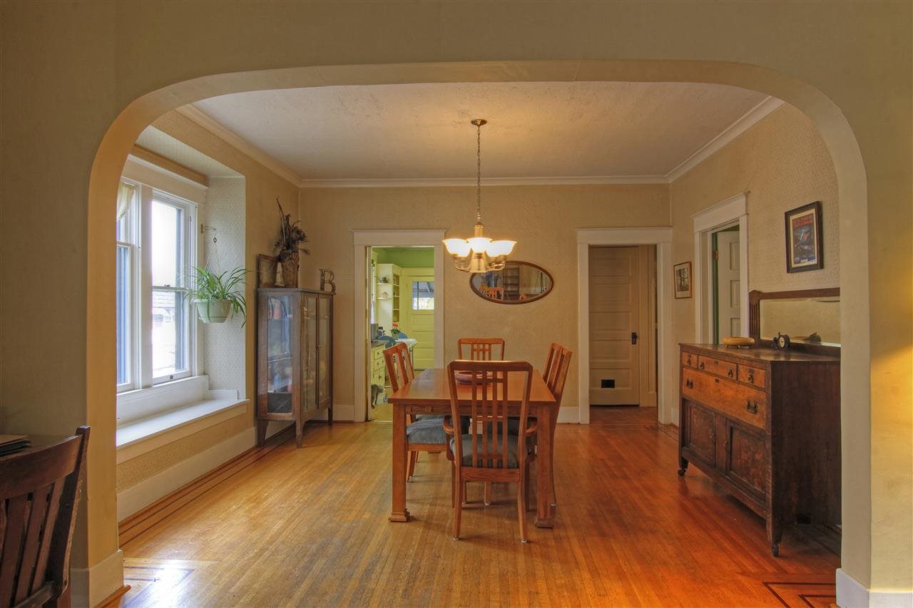 1024 W 11th - Photo 6