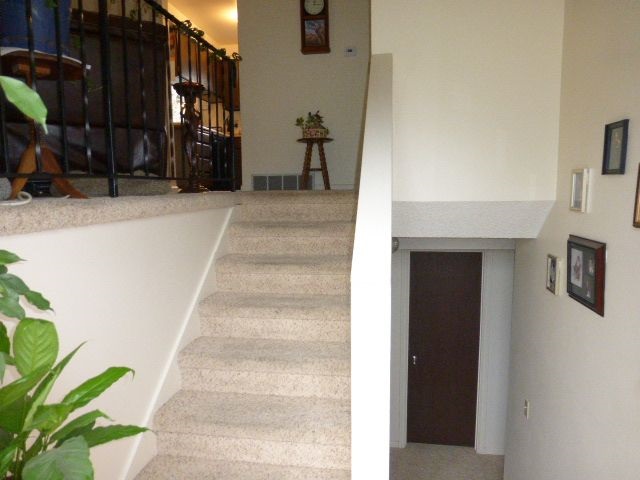 1702 S Early Dawn Dr - Photo 2
