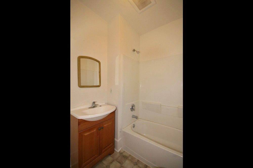1419 E 11th Ave - Photo 11