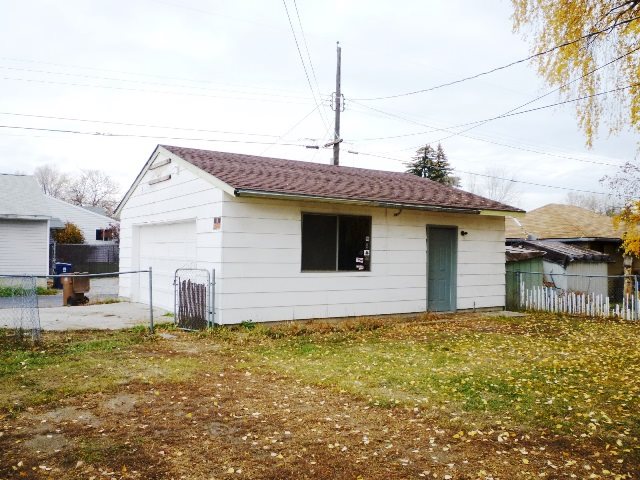 2612 W Crown Ave - Photo 19