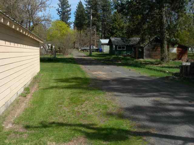 504 E A St - Photo 18
